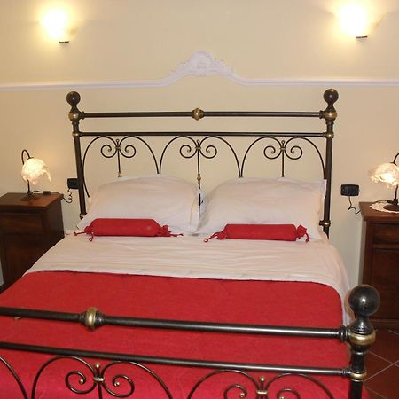 B&Bhotel Emmanuel Napoli Zewnętrze zdjęcie