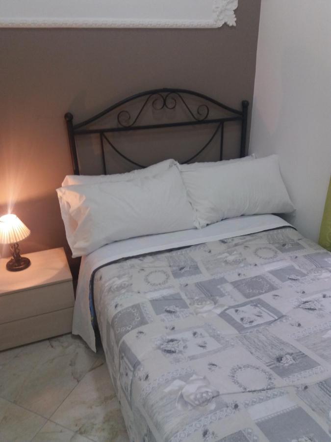 B&Bhotel Emmanuel Napoli Zewnętrze zdjęcie