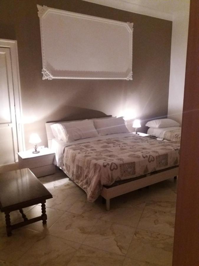B&Bhotel Emmanuel Napoli Zewnętrze zdjęcie