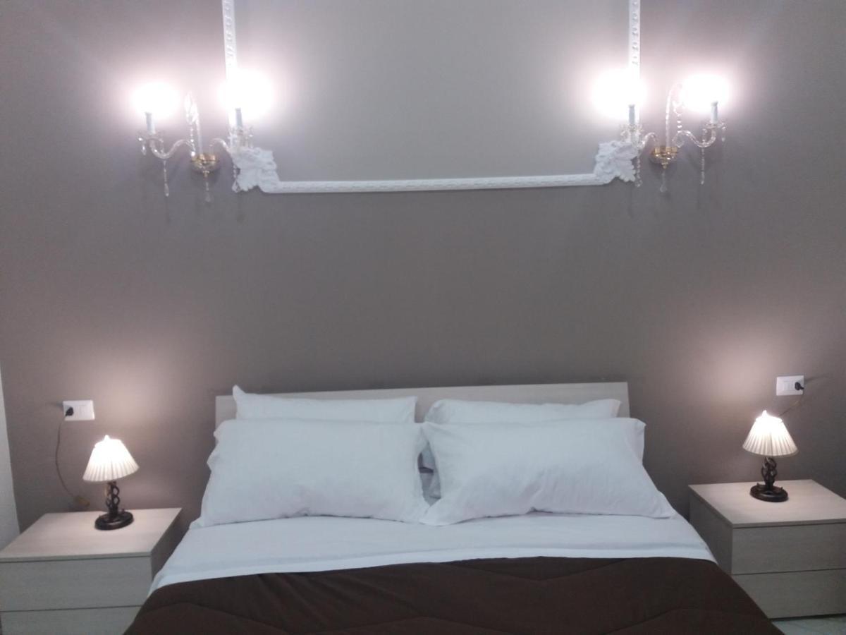 B&Bhotel Emmanuel Napoli Zewnętrze zdjęcie